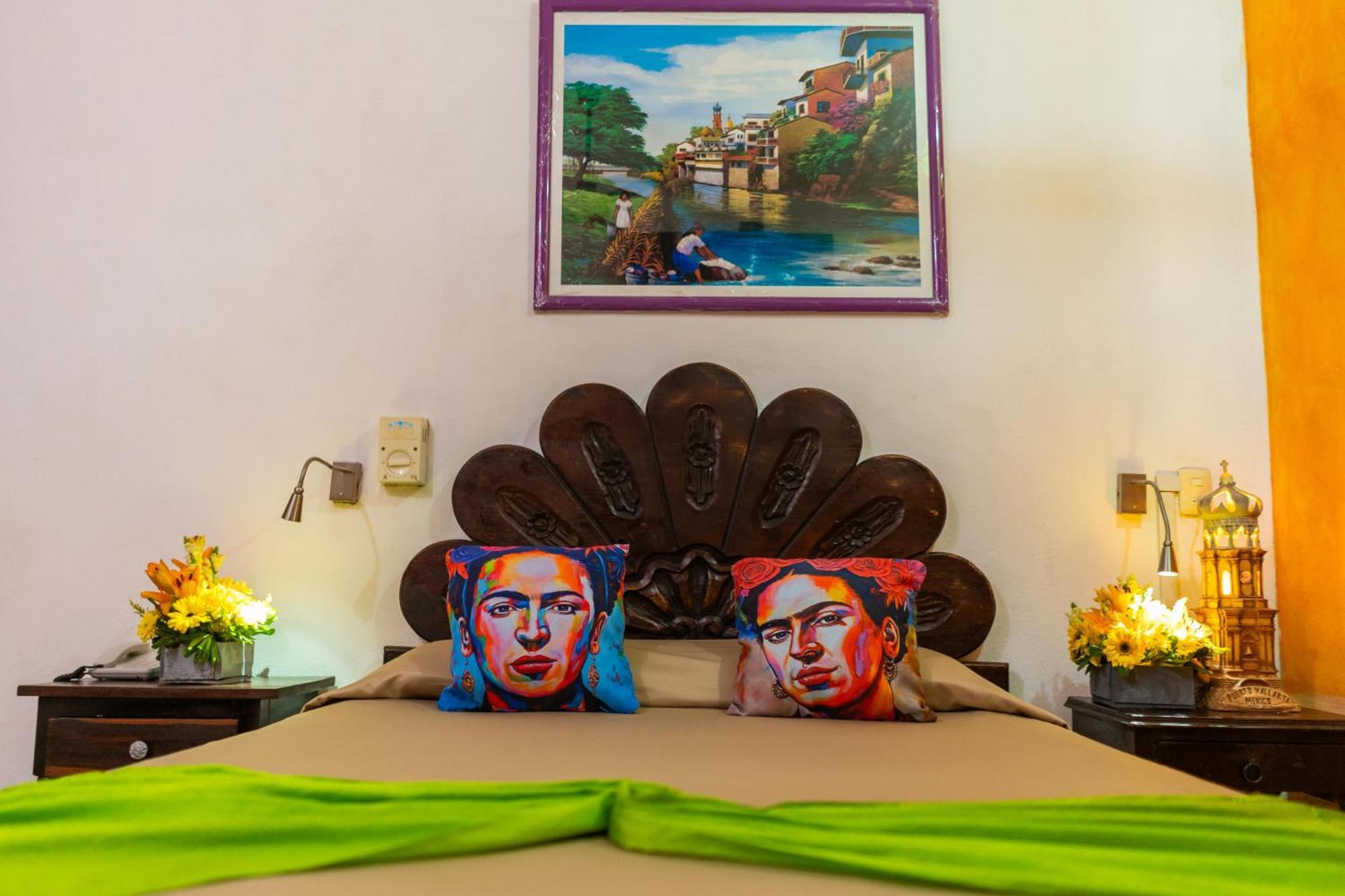 Hotel Posada De Roger Пуерто Валярта Екстериор снимка